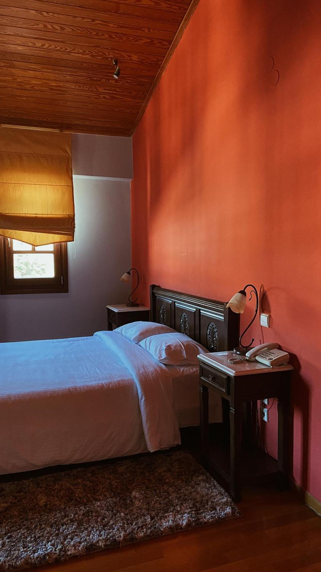 Hotel Kynaitha Kalavryta Esterno foto