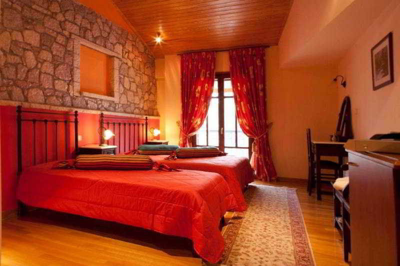 Hotel Kynaitha Kalavryta Esterno foto