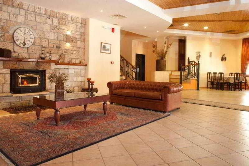 Hotel Kynaitha Kalavryta Esterno foto