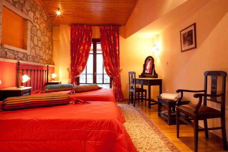 Hotel Kynaitha Kalavryta Esterno foto