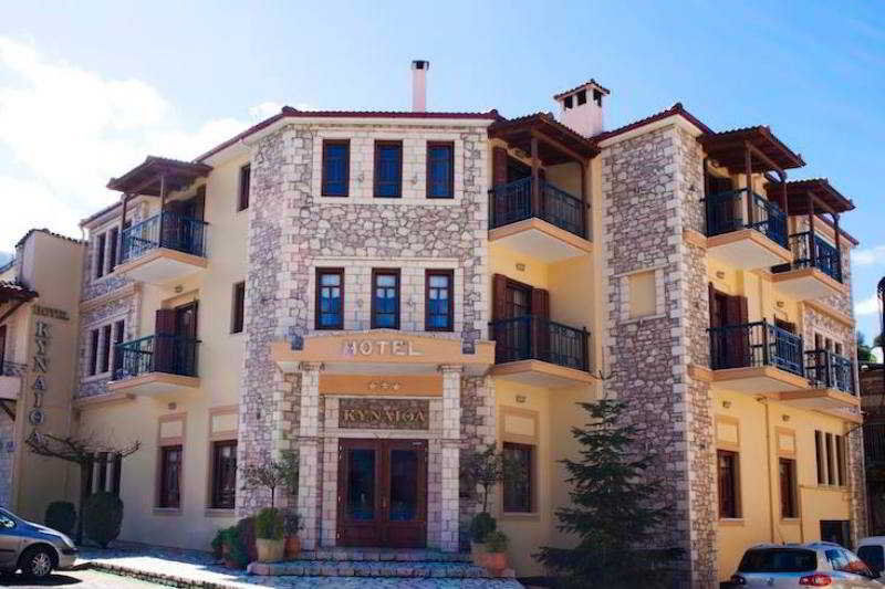 Hotel Kynaitha Kalavryta Esterno foto