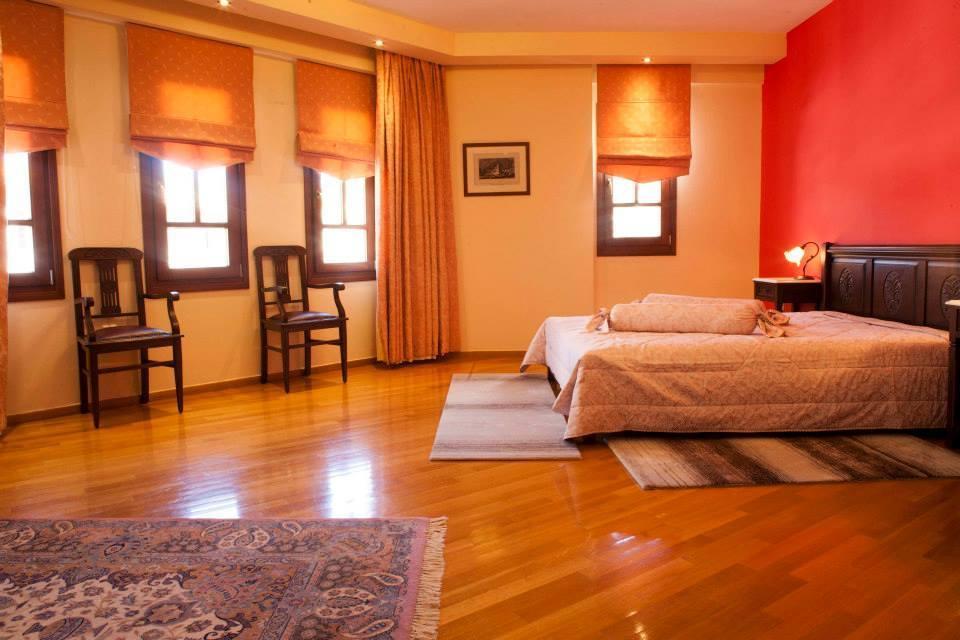 Hotel Kynaitha Kalavryta Esterno foto